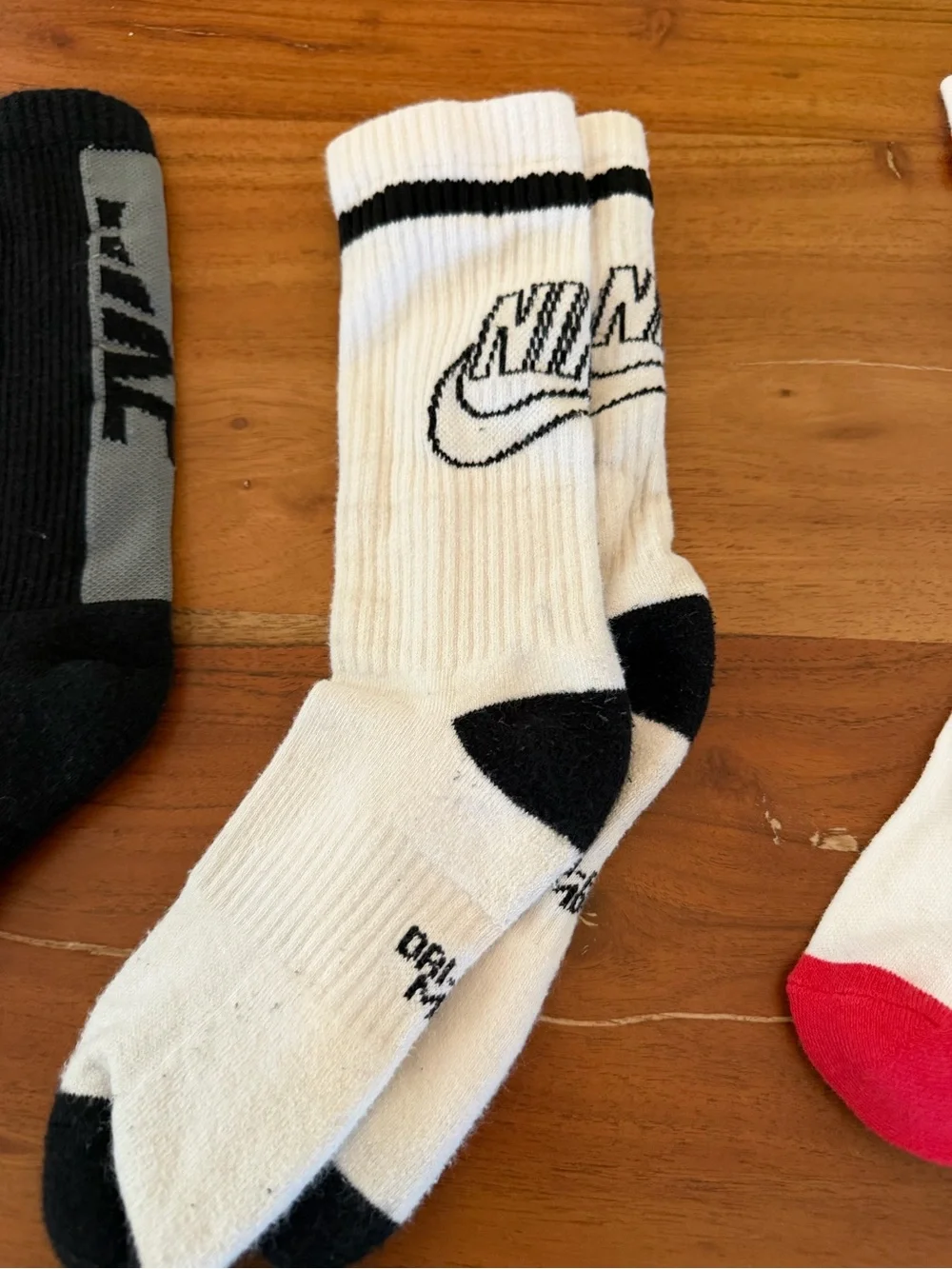 Nike Kids Dri-Fit Perfomance Cushioned Crew Socks Pack - White, Black, Gray, Red